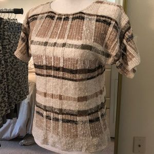 Short sleeve stripe sweater